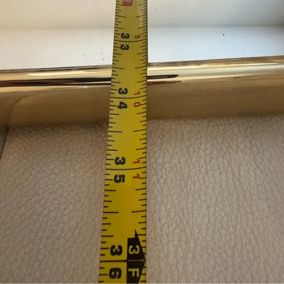 1960’s Hollywood Regency Mirror 34 X 23 Featuring Japanese Pagoda and Mt. Fuji - Picture 9 of 10